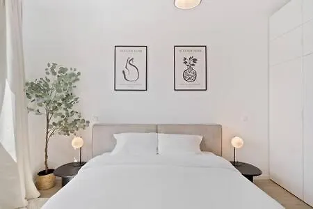 Stylish Retreat In Bivange Apartment *